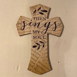 Cross wall hanging